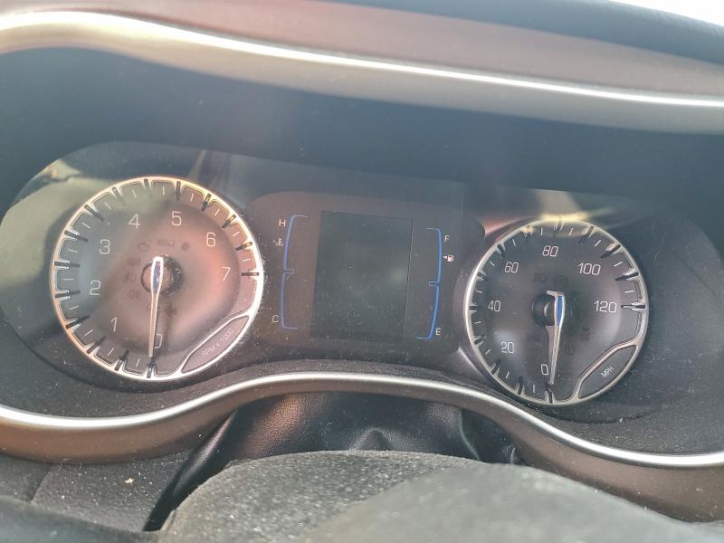 93929675 :رقم المزاد ، 2C4RC1BG1JR114336 vin ، 2018 Chrysler Pacifica مزاد بيع