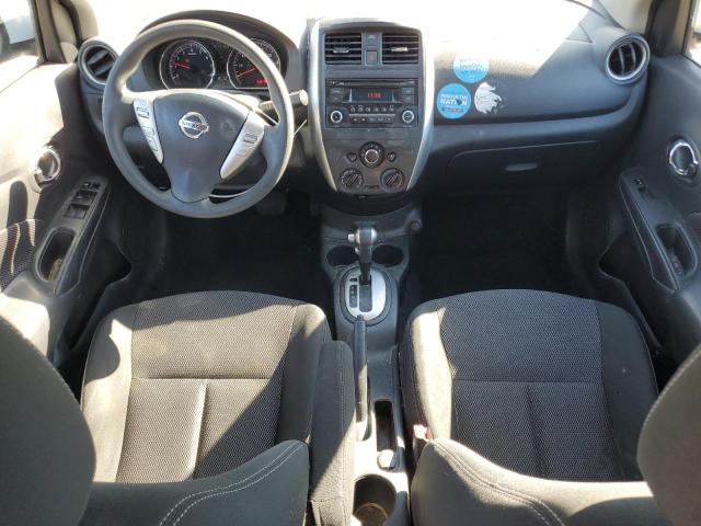 90809265 :رقم المزاد ، 3N1CN7AP8JL841803 vin ، 2018 Nissan Versa S مزاد بيع