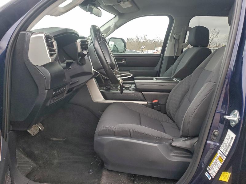 Продажа на аукционе авто 2022 Toyota Tundra Cre, vin: 5TFLA5DB9NX041051, номер лота: 94311555