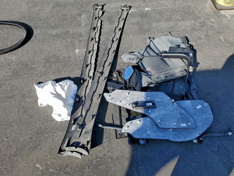 Продаж на аукціоні авто 2022 Tesla Model 3, vin: 5YJ3E1EB6NF234263, номер лоту: 92328865