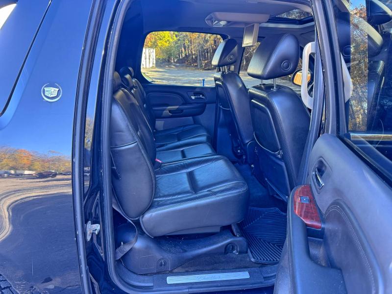 94000525 :رقم المزاد ، 3GYFK62878G161327 vin ، 2008 Cadillac Escalade E مزاد بيع