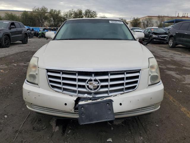 92685175 :رقم المزاد ، 1G6KD57Y88U197304 vin ، 2008 Cadillac Dts مزاد بيع