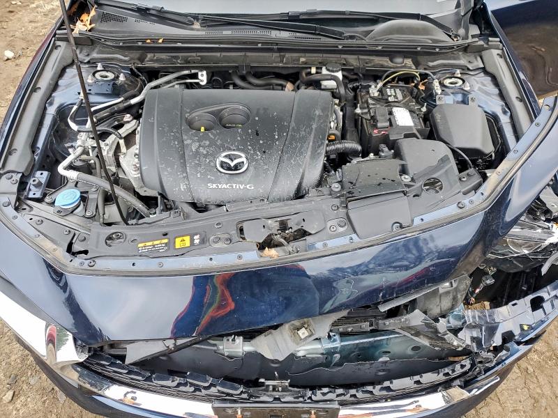 94051525 :رقم المزاد ، 3MZBPACLXNM313347 vin ، 2022 Mazda 3 مزاد بيع