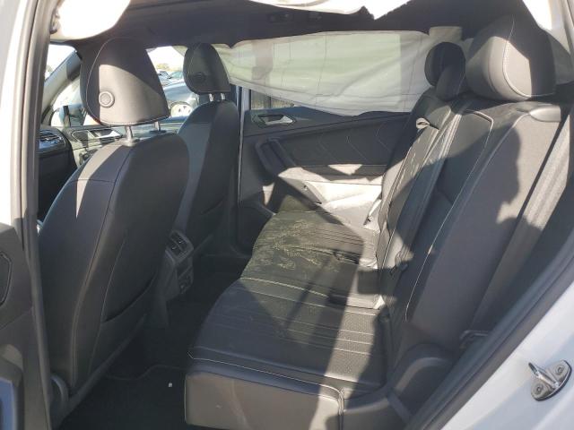 Продажа на аукционе авто 2023 Volkswagen Tiguan, vin: 3VVCB7AX1PM017622, номер лота: 92057035