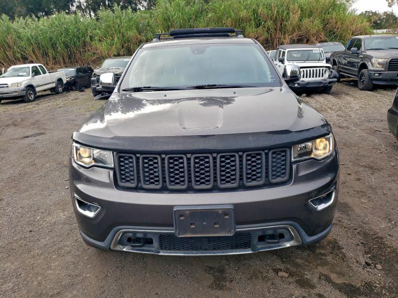 93991345 :رقم المزاد ، 1C4RJFBG8JC506127 vin ، 2018 Jeep Grand Cher مزاد بيع