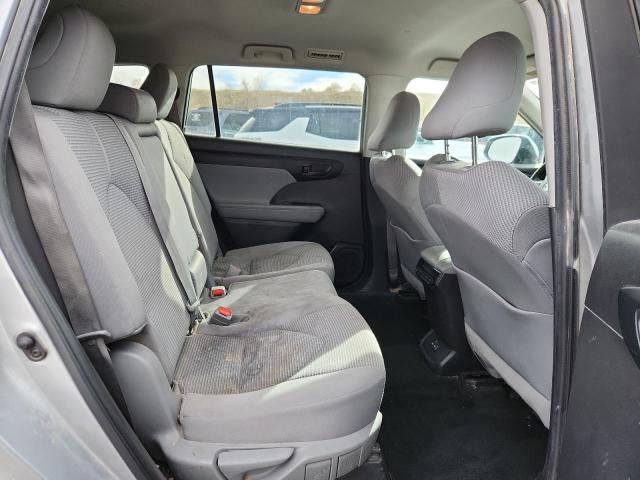 Продаж на аукціоні авто 2022 Toyota Highlander, vin: 5TDCZRBH1NS202957, номер лоту: 92250325