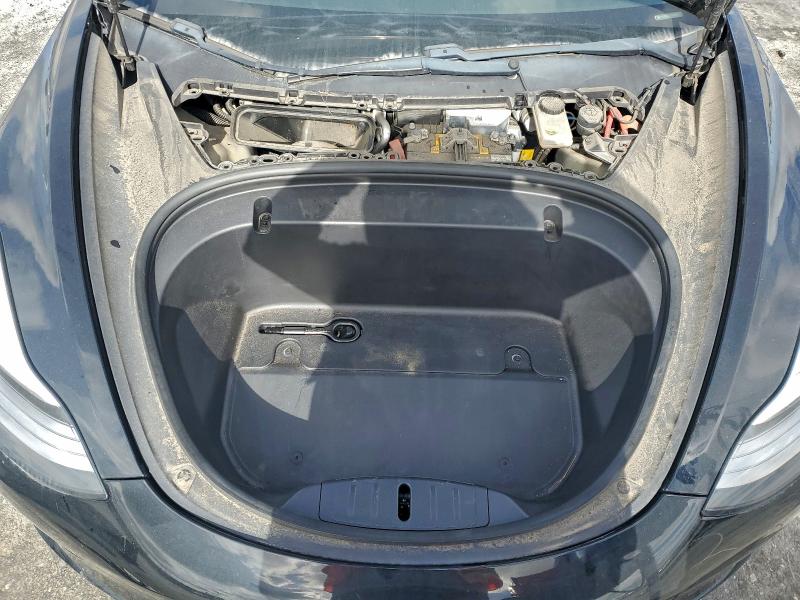 2020 Tesla Model 3 მანქანა იყიდება აუქციონზე, vin: 5YJ3E1EAXLF611326, აუქციონის ნომერი: 93098105