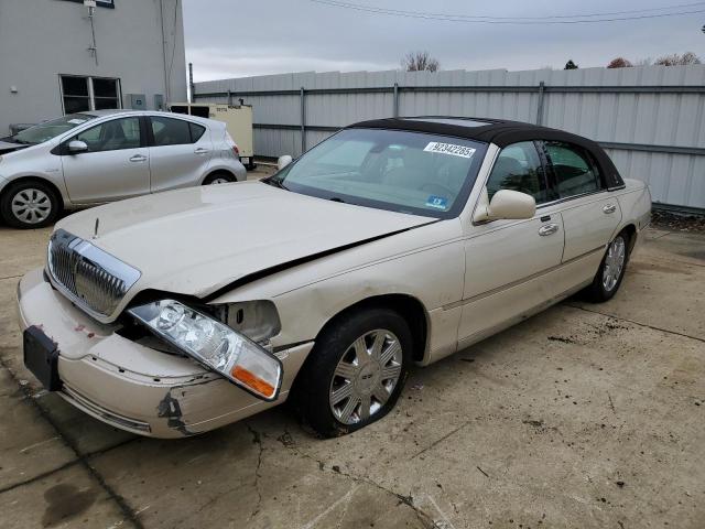 Aukcja sprzedaży 2003 Lincoln Town Car, vin: 1LNHM83W23Y619173, numer aukcji: 92342285