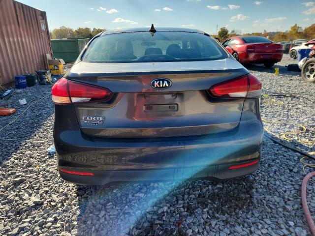 2017 Kia Forte მანქანა იყიდება აუქციონზე, vin: 3KPFK4A76HE044823, აუქციონის ნომერი: 92096915