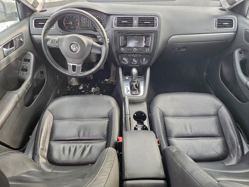 2014 Volkswagen Jetta მანქანა იყიდება აუქციონზე, vin: 3VWL07AJ9EM353111, აუქციონის ნომერი: 93985465