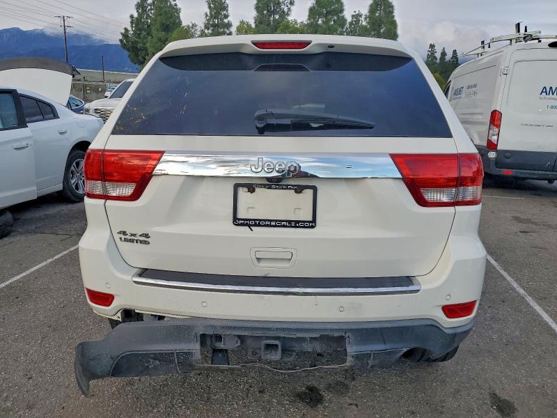 2011 Jeep Grand Cherokee მანქანა იყიდება აუქციონზე, vin: 1J4RR5GG1BC672576, აუქციონის ნომერი: 93707435