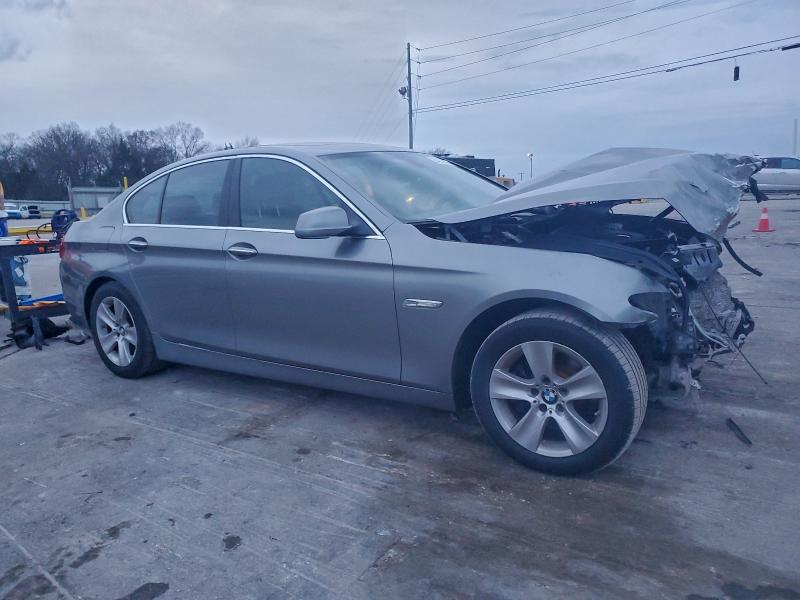 94213115 :رقم المزاد ، WBAXG5C5XDDY31497 vin ، 2013 Bmw 528 مزاد بيع