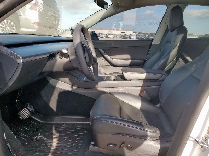 92614565 :رقم المزاد ، 7SAYGDEE6NF386655 vin ، 2022 Tesla Model Y مزاد بيع