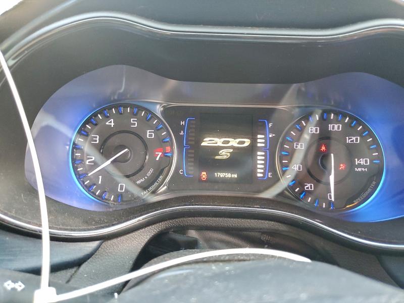 93656095 :رقم المزاد ، 1C3CCCBG0FN526497 vin ، 2015 Chrysler 200 مزاد بيع