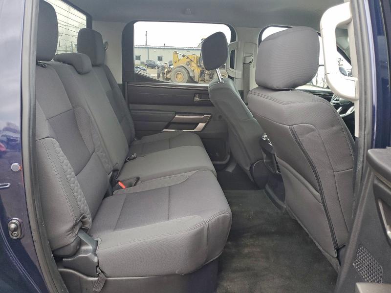 Продажа на аукционе авто 2022 Toyota Tundra Cre, vin: 5TFLA5DB9NX041051, номер лота: 94311555