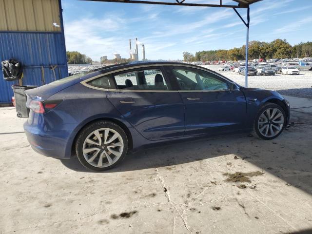 Продажа на аукционе авто 2018 Tesla Model 3, vin: 5YJ3E1EBXJF117392, номер лота: 92123395
