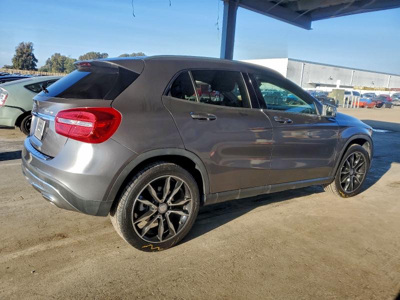 Aukcja sprzedaży 2015 Mercedes-benz Gla, vin: WDCTG4GB1FJ029947, numer aukcji: 94610855