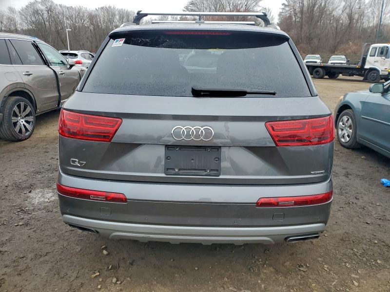 Продажа на аукционе авто 2019 Audi Q7, vin: WA1LHAF72KD032521, номер лота: 93712525