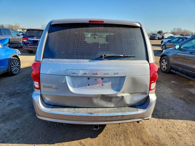 92374685 :رقم المزاد ، 2C4RDGBG3FR500327 vin ، 2015 Dodge Grand Caravan مزاد بيع