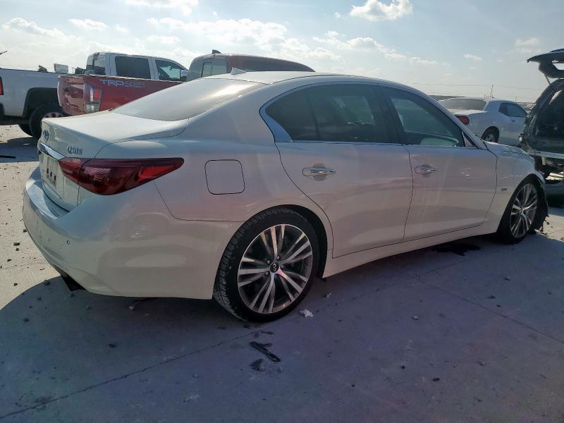 92211525 :رقم المزاد ، JN1EV7AP0JM359440 vin ، 2018 Infiniti Q50 Luxe مزاد بيع