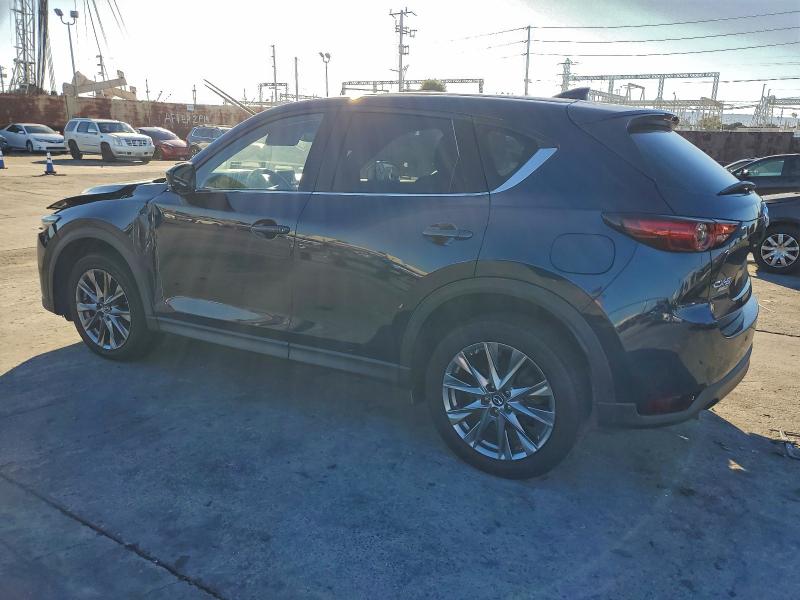 Продаж на аукціоні авто 2019 Mazda Cx-5 Signa, vin: JM3KFBEY5K0643729, номер лоту: 94728325