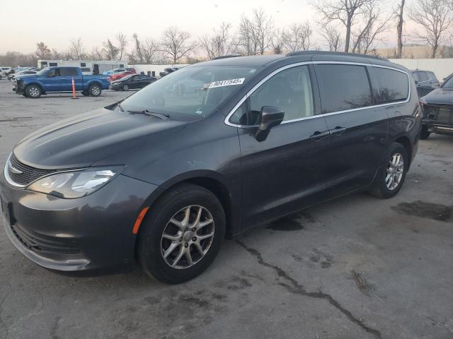 90417545 :رقم المزاد ، 2C4RC1DG2LR268439 vin ، 2020 Chrysler Voyager مزاد بيع