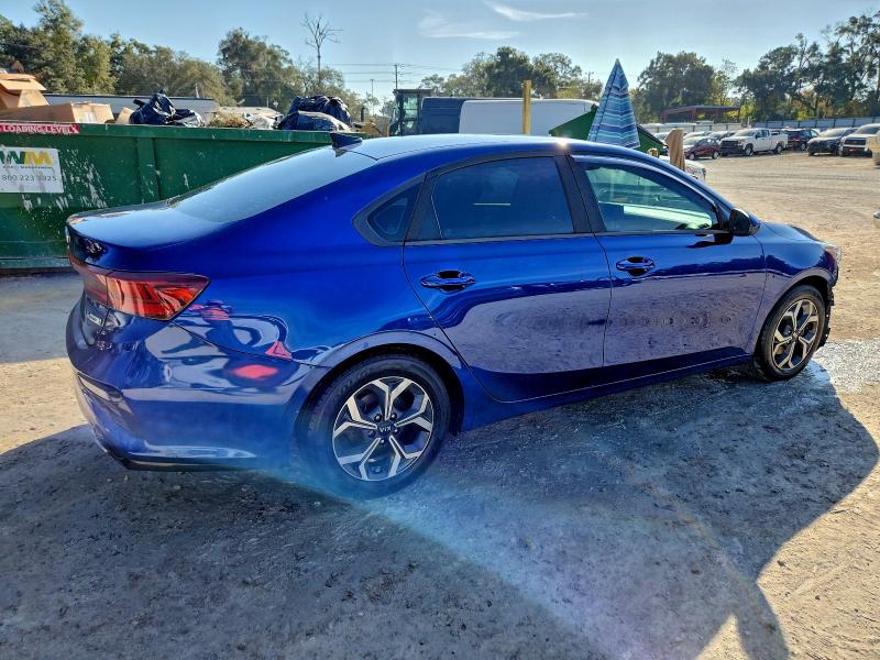 2019 Kia Forte მანქანა იყიდება აუქციონზე, vin: 3KPF24AD7KE049459, აუქციონის ნომერი: 94101615