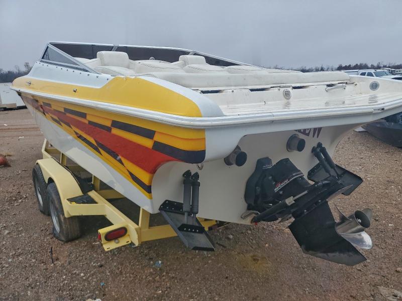 94333315 :رقم المزاد ، PJY30309B900 vin ، 2000 Boat Boat مزاد بيع