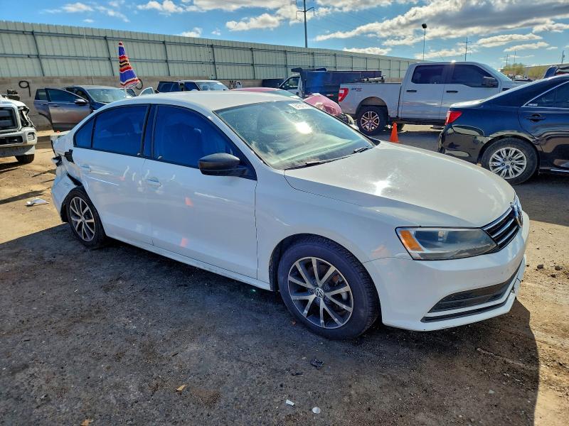 Продажа на аукционе авто 2015 Volkswagen Jetta, vin: 3VWLA7AJ8FM413992, номер лота: 94164145