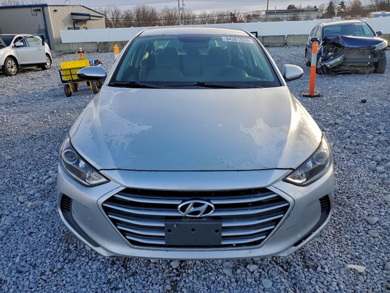 Продажа на аукционе авто 2018 Hyundai Elantra Se, vin: 5NPD84LF5JH252381, номер лота: 94381855