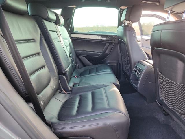 2017 Volkswagen Touareg მანქანა იყიდება აუქციონზე, vin: WVGRF7BP2HD001871, აუქციონის ნომერი: 93439345
