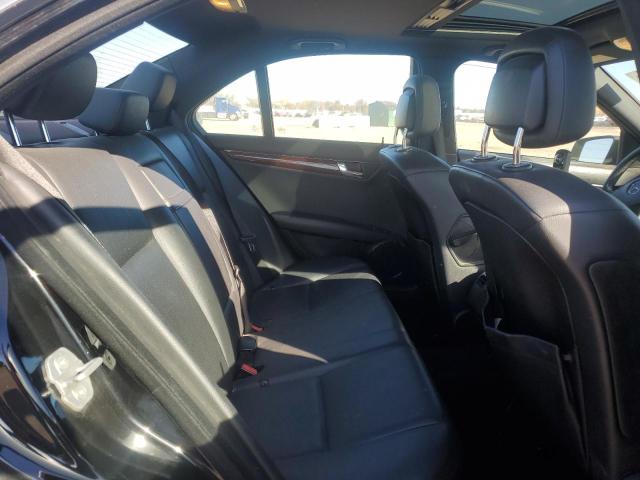 82718805 :رقم المزاد ، WDDGF8BB4BR171784 vin ، 2011 Mercedes-benz C مزاد بيع