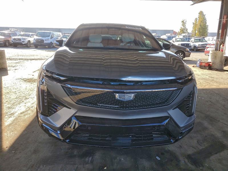 2025 Cadillac Optiq Spor მანქანა იყიდება აუქციონზე, vin: 3GYK3EMR2SS231400, აუქციონის ნომერი: 94699015