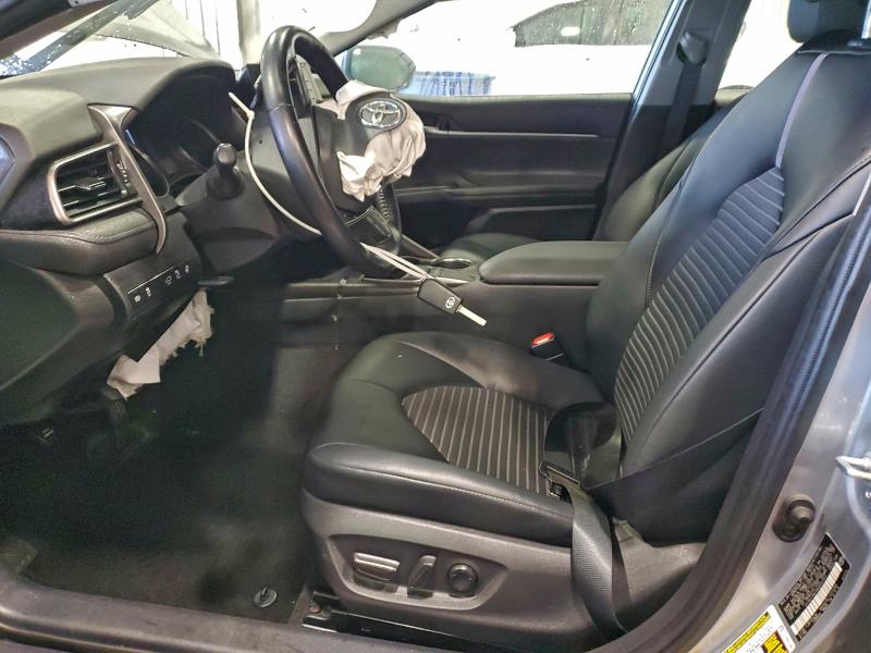93521195 :رقم المزاد ، 4T1G11AKXNU633151 vin ، 2022 Toyota Camry مزاد بيع