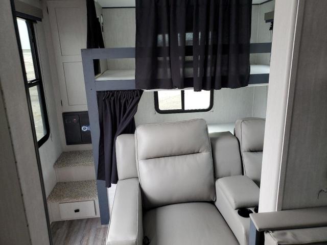 90887775 :رقم المزاد ، 5ZT2CXSB5RS047497 vin ، 2024 Coach Travel Tra مزاد بيع