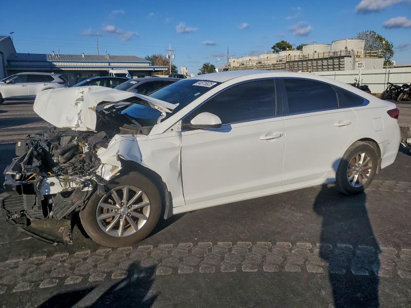 Продажа на аукционе авто 2019 Hyundai Sonata, vin: 5NPE24AF4KH749111, номер лота: 94575525