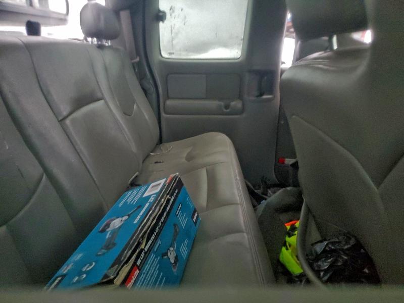 2004 Chevrolet Silverado მანქანა იყიდება აუქციონზე, vin: 1GCHK29264E330697, აუქციონის ნომერი: 94365025