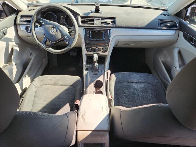 92280525 :رقم المزاد ، 1VWAT7A34HC002337 vin ، 2017 Volkswagen Passat مزاد بيع