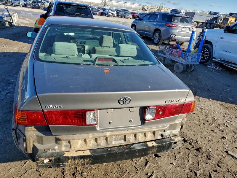 93721255 :رقم المزاد ، 4T1BG22K11U032914 vin ، 2001 Toyota Camry مزاد بيع