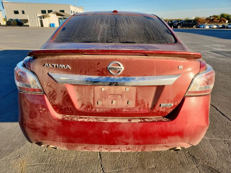 Продажа на аукционе авто 2015 Nissan Altima 2.5, vin: 1N4AL3AP9FC477144, номер лота: 92348125