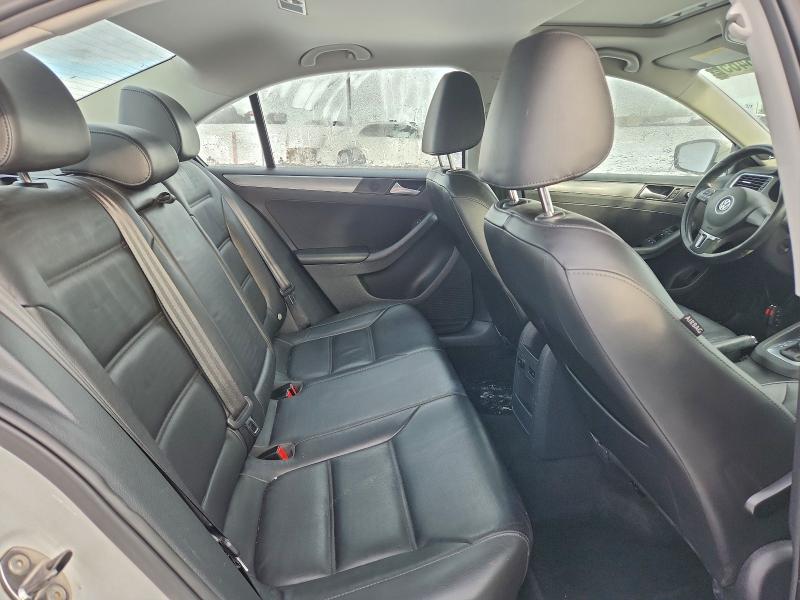 2014 Volkswagen Jetta მანქანა იყიდება აუქციონზე, vin: 3VWL07AJ9EM353111, აუქციონის ნომერი: 93985465
