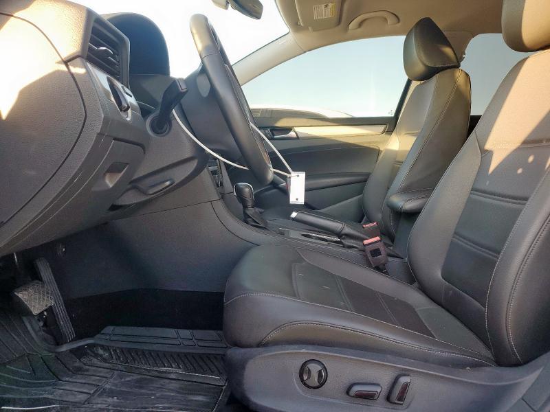 92585545 :رقم المزاد ، 1VWSA7A39NC004137 vin ، 2022 Volkswagen Passat مزاد بيع