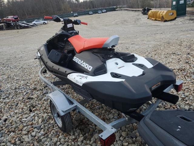 98104765 :رقم المزاد ، YDV78338E424 vin ، 2024 Sea Doo Jet Ski مزاد بيع