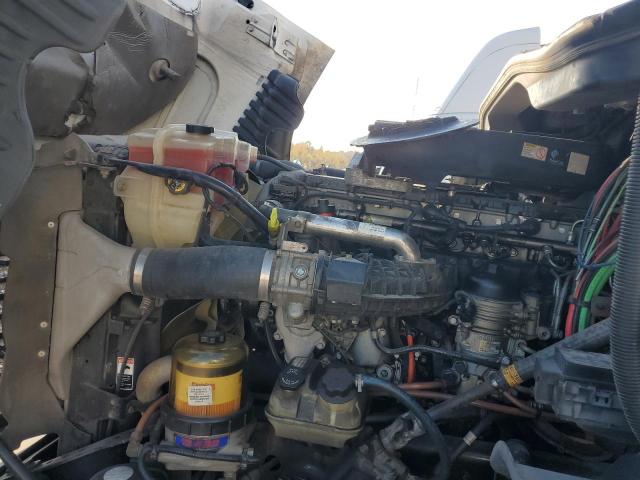 Auction sale of the 2015 Freightliner Cascadia, vin: 1FUBGEDV4FLGH4769, lot number: 93053505