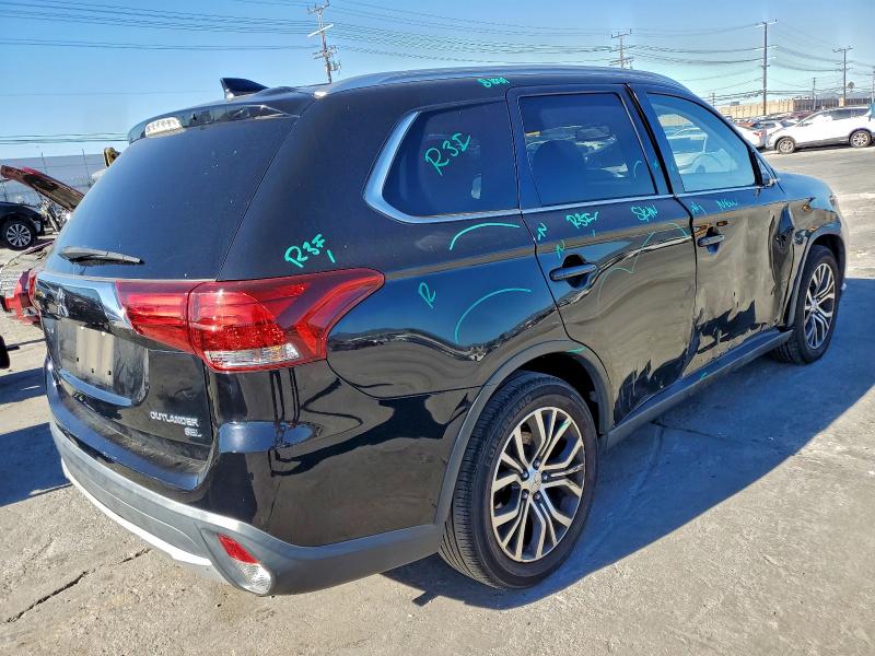 Продаж на аукціоні авто 2017 Mitsubishi Outlander, vin: JA4AD3A3XHZ065443, номер лоту: 94732165