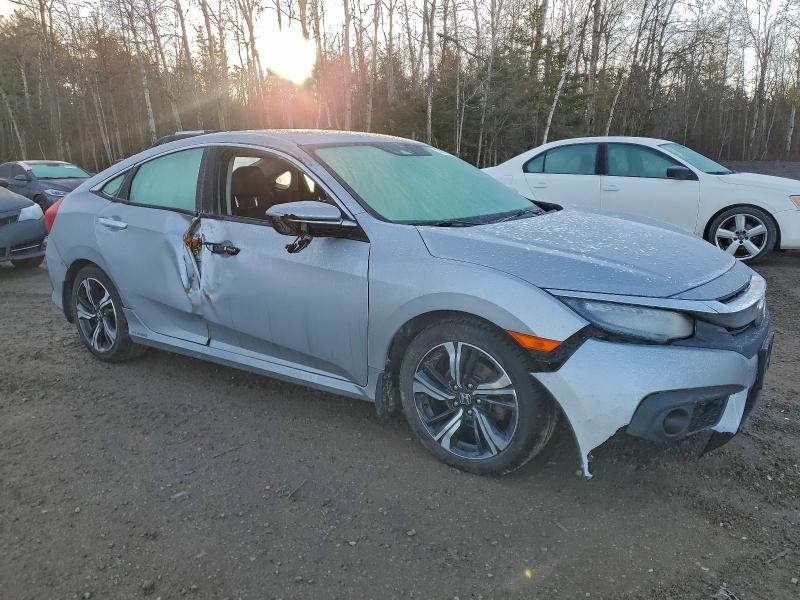 Продажа на аукционе авто 2017 Honda Civic Tour, vin: 2HGFC1F96HH105180, номер лота: 93283835