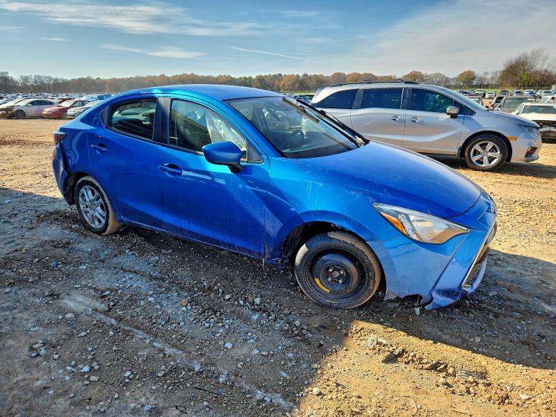 2017 Toyota Yaris Ia მანქანა იყიდება აუქციონზე, vin: 3MYDLBYV3HY193042, აუქციონის ნომერი: 94236665