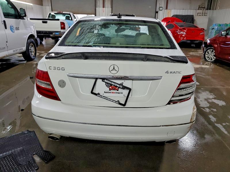 Продажа на аукционе авто 2013 Mercedes-benz C, vin: WDDGF8AB5DR263930, номер лота: 93436165
