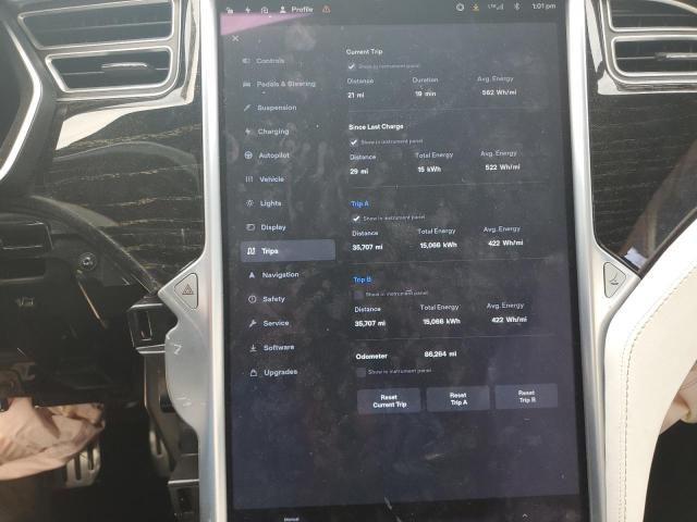 85428875 :رقم المزاد ، 5YJSA1E43HF217014 vin ، 2017 Tesla Model S مزاد بيع