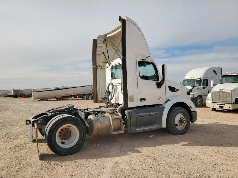 93058785 :رقم المزاد ، 1XPBA48X1KD622101 vin ، 2019 Peterbilt 579 مزاد بيع